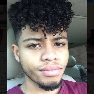 Meet your Posher, Davon